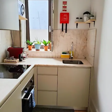 Apartment Unique - With Private Patio *